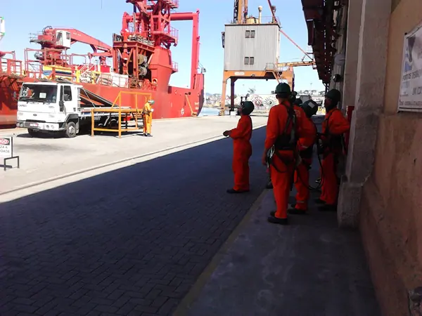 Portuário e offshore — registro 72 da JR Andaimes